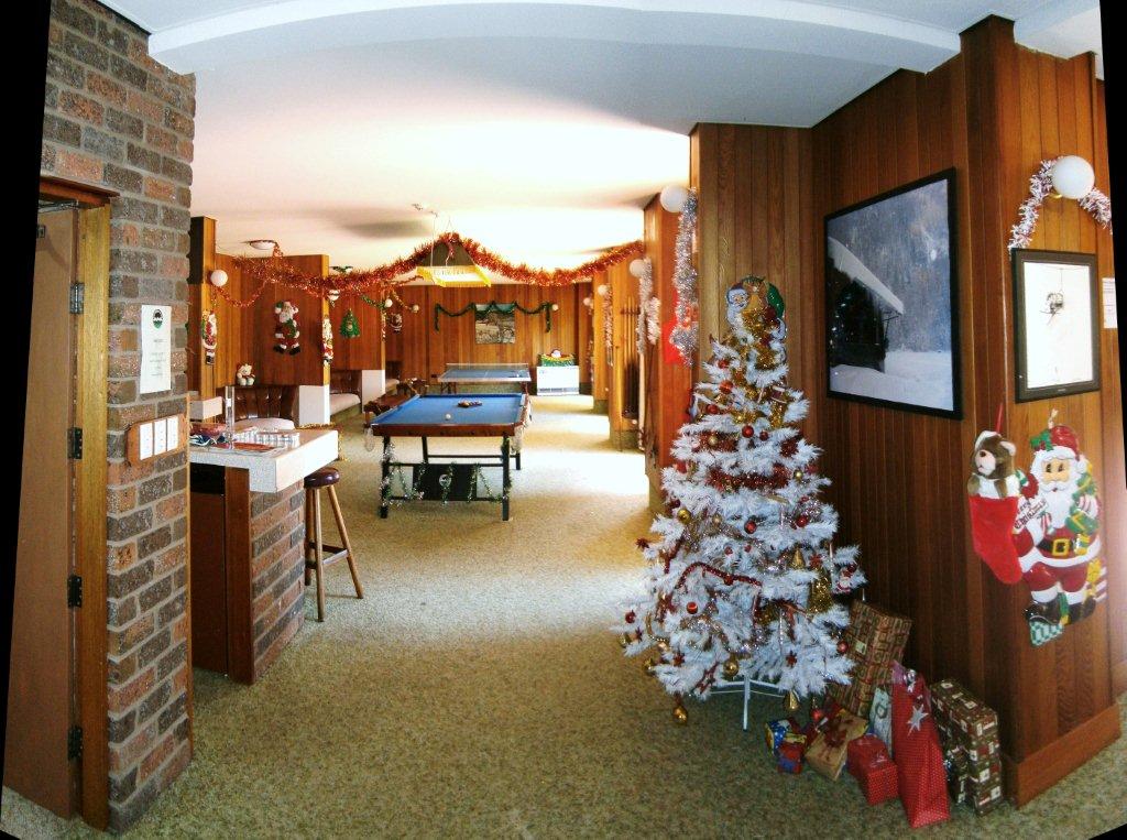 Xmas at Lake Lodge.